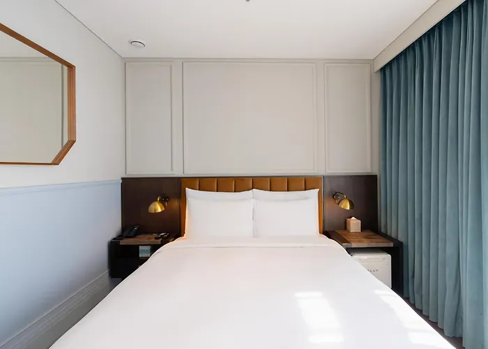 Crescendo Hotel