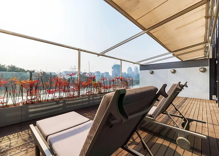Crescendo Hotel