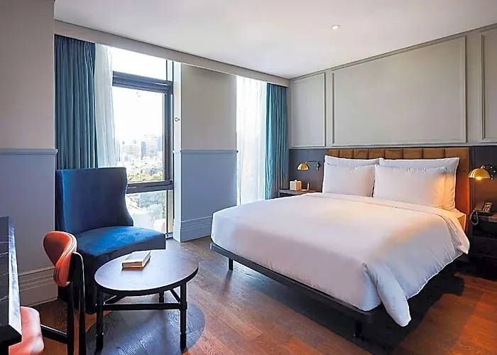 Crescendo Hotel
